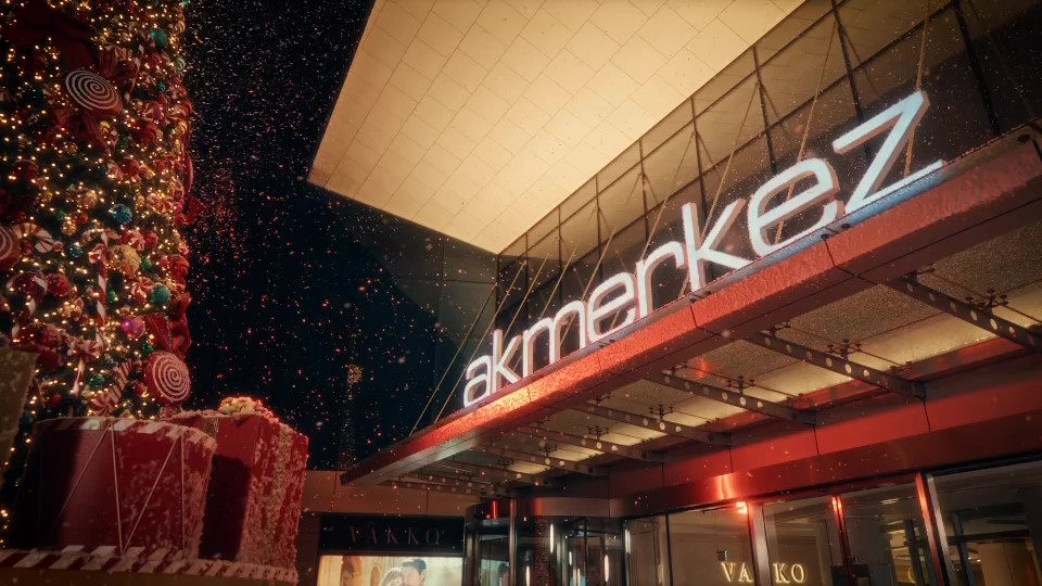 Akmerkez’den yeni yıla özel reklam filmi Akmerkez’den yeni yıla özel reklam filmi