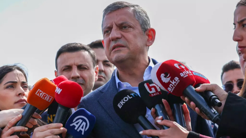 Özgür Özel’e CHP kurultayında sürpriz iki rakip Özgür Özel’e CHP kurultayında sürpriz iki rakip