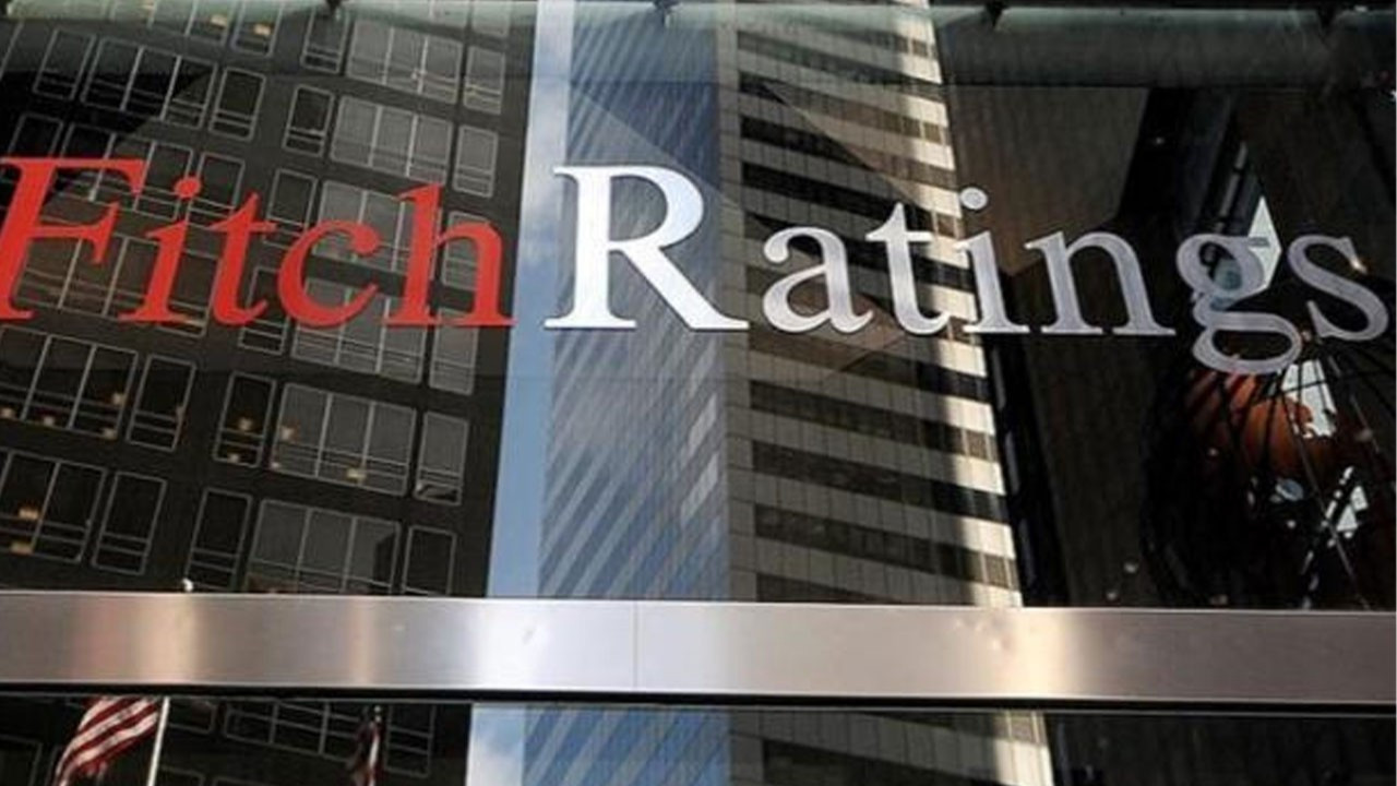 Fitch, Portekiz’in kredi notunu yükseltti