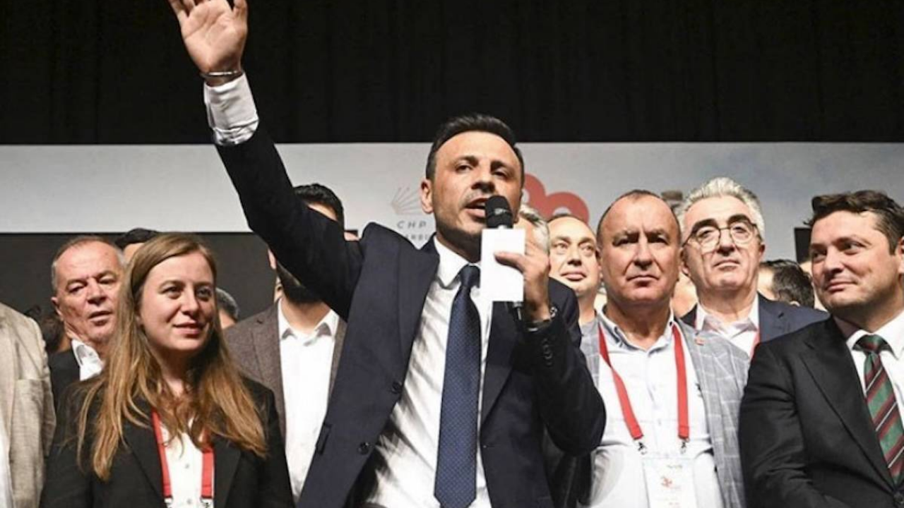 CHP İstanbul Kongresi’nin iptali ve yönetimin görevden alınması ne anlama geliyor? CHP İstanbul Kongresi’nin iptali ve yönetimin görevden alınması ne anlama geliyor?