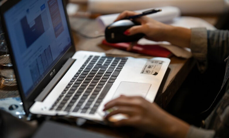 Bilgisayar ve tablet fiyatları cep yakıyor! Fiyatlar KYK bursunun 10 katına çıktı