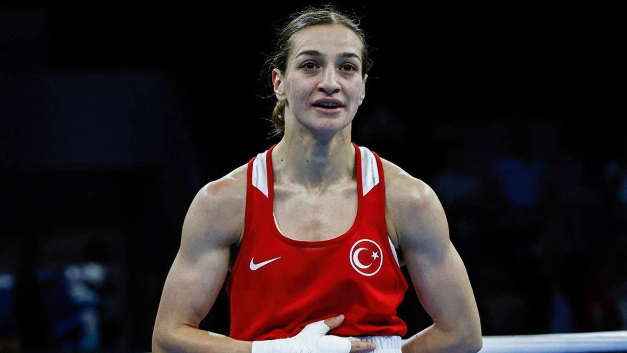 Buse Naz Çakıroğlu dünya ikincisi oldu!