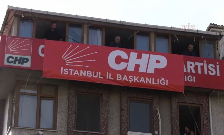 CHP İl Başkanlığı yeni binasına taşındı CHP İl Başkanlığı yeni binasına taşındı