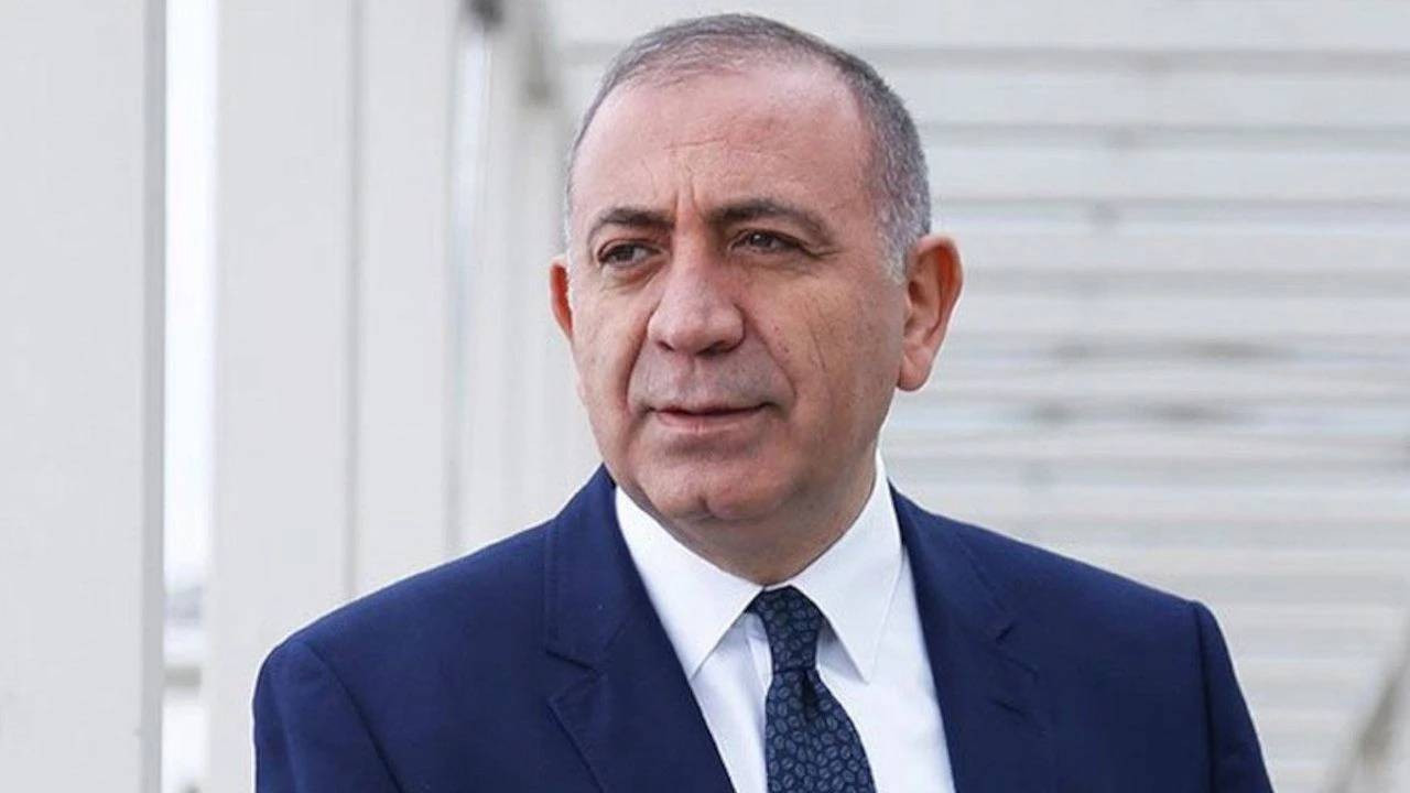 CHP İstanbul İl Başkanlığı'na kayyum olarak atanan Gürsel Tekin: Pazartesi günü İstanbul il binasına gideceğim CHP İstanbul İl Başkanlığı'na kayyum olarak atanan Gürsel Tekin: Pazartesi günü İstanbul il binasına gideceğim