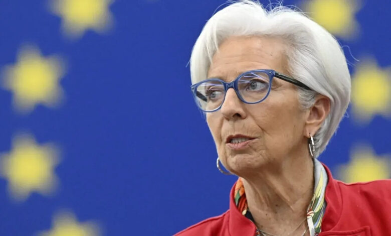 ECB/Lagarde: Ekonomik büyümeye yönelik riskler daha dengeli hale geldi