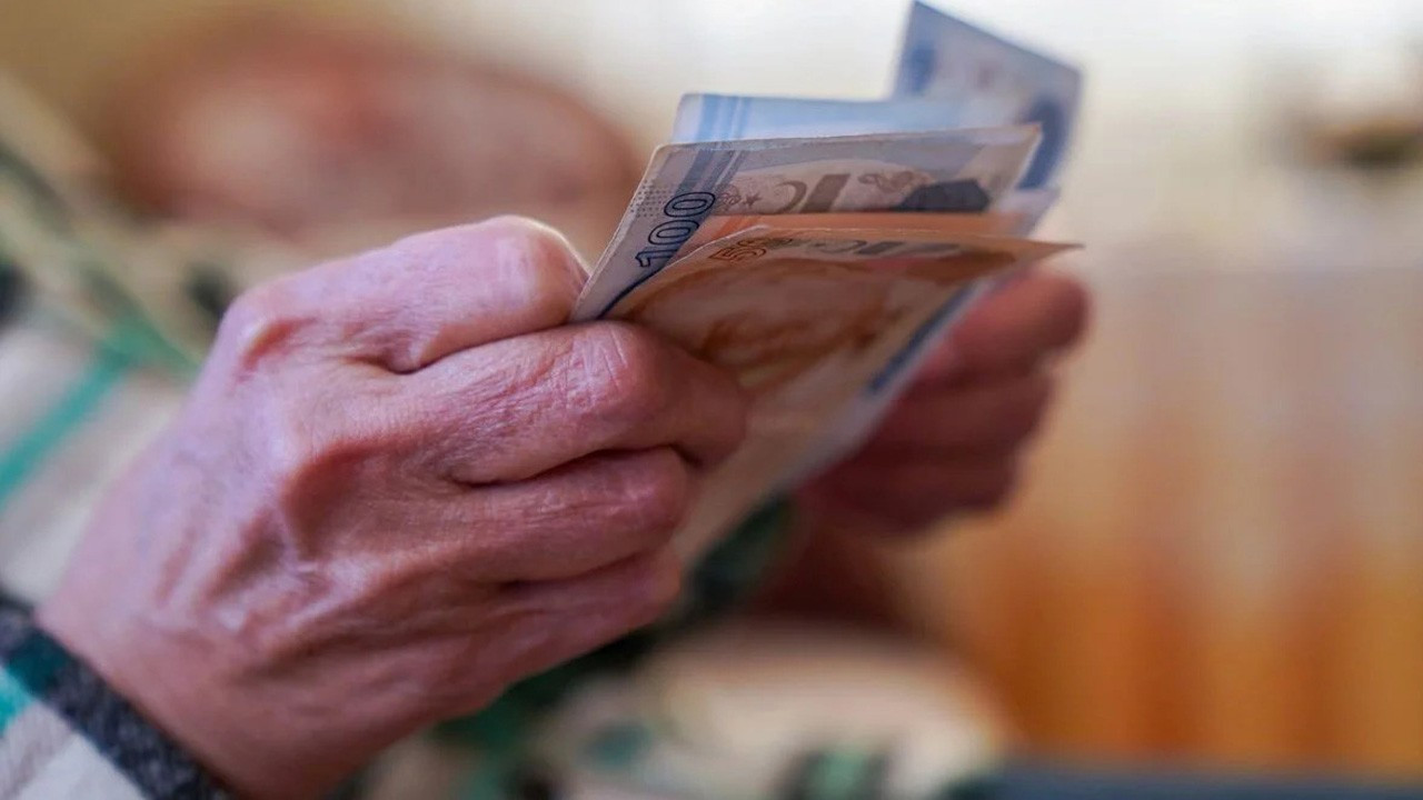 En yüksek emekli promosyonunu hangi banka veriyor? İşte banka banka güncel oranlar… En yüksek emekli promosyonunu hangi banka veriyor? İşte banka banka güncel oranlar…