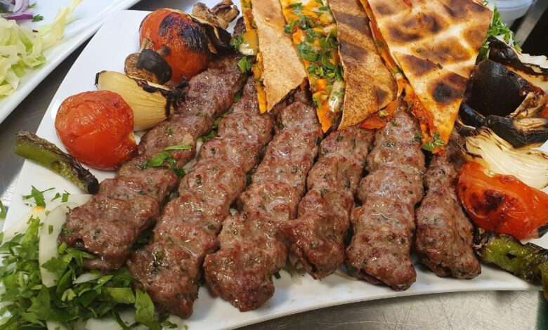 Fransa'da kebapçı açmak yasaklanmıştı! Adana'dan karara tepki gecikmedi