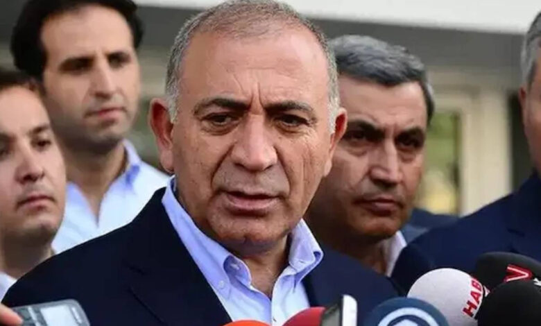 Gürsel Tekin: Beni CHP il binasına sokmayacak bir babayiğit yoktur Gürsel Tekin: Beni CHP il binasına sokmayacak bir babayiğit yoktur