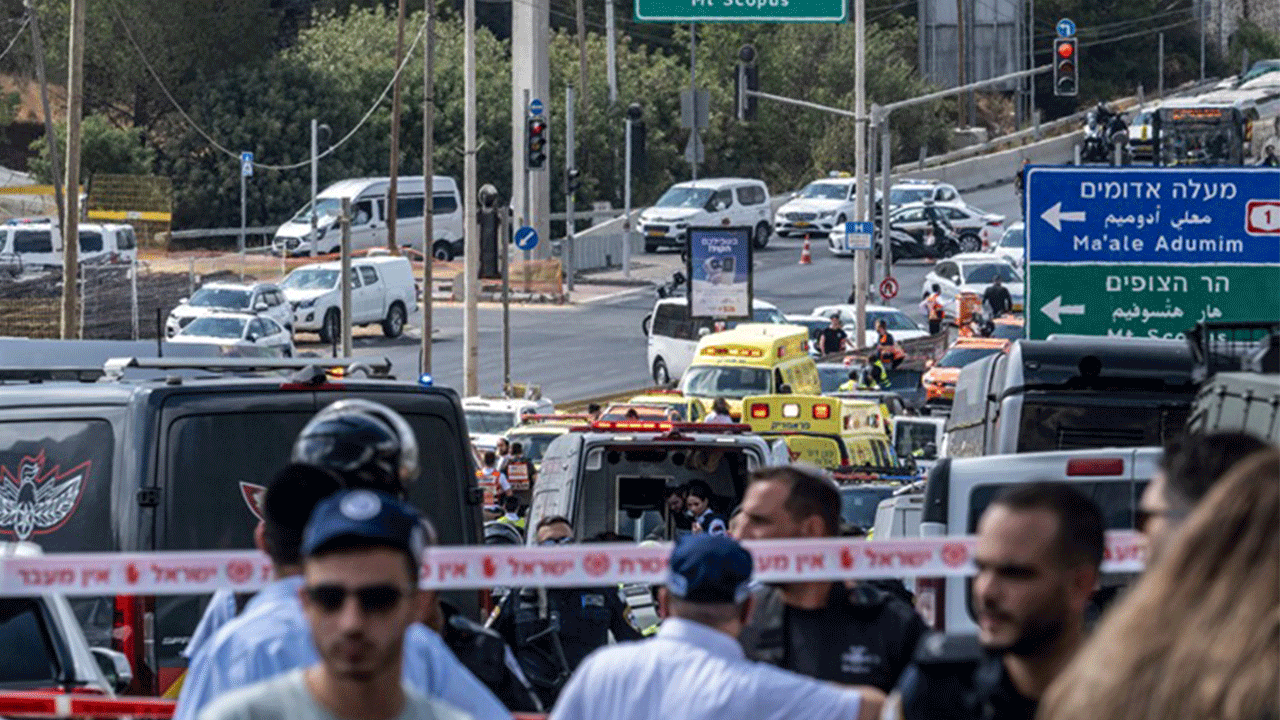 İşgal altındaki Doğu Kudüs’te düzenlenen saldırıda 4 kişi hayatını kaybetti