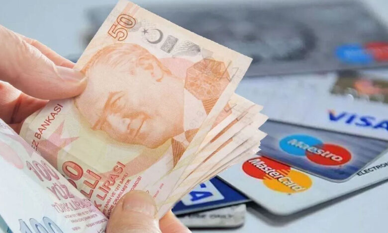 Alım gücü düştü, kart kullanımı patladı: Kredi kartı sayısı 137 milyona ulaştı