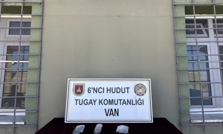 MSB: Van hudut hattında bin 53 gram uyuşturucu madde ele geçirildi
