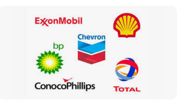 Petrol devleri ne yapıyor?  Kısa vadede karamsar, uzun vadeli boğa piyasası yatırımları Petrol devleri ne yapıyor?  Kısa vadede karamsar, uzun vadeli boğa piyasası yatırımları