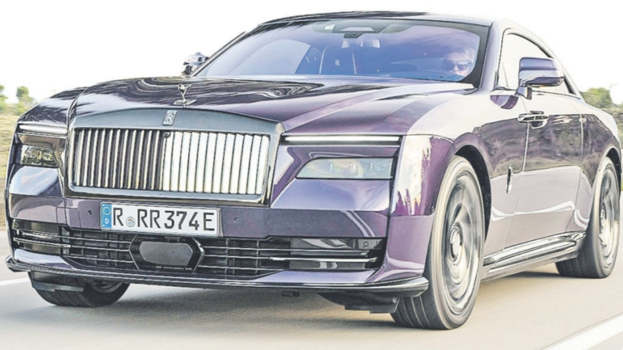 Rolls-Royce/Hilal Aysal: Mücevher, yat ve villalar tek rakibimiz' Rolls-Royce/Hilal Aysal: Mücevher, yat ve villalar tek rakibimiz'