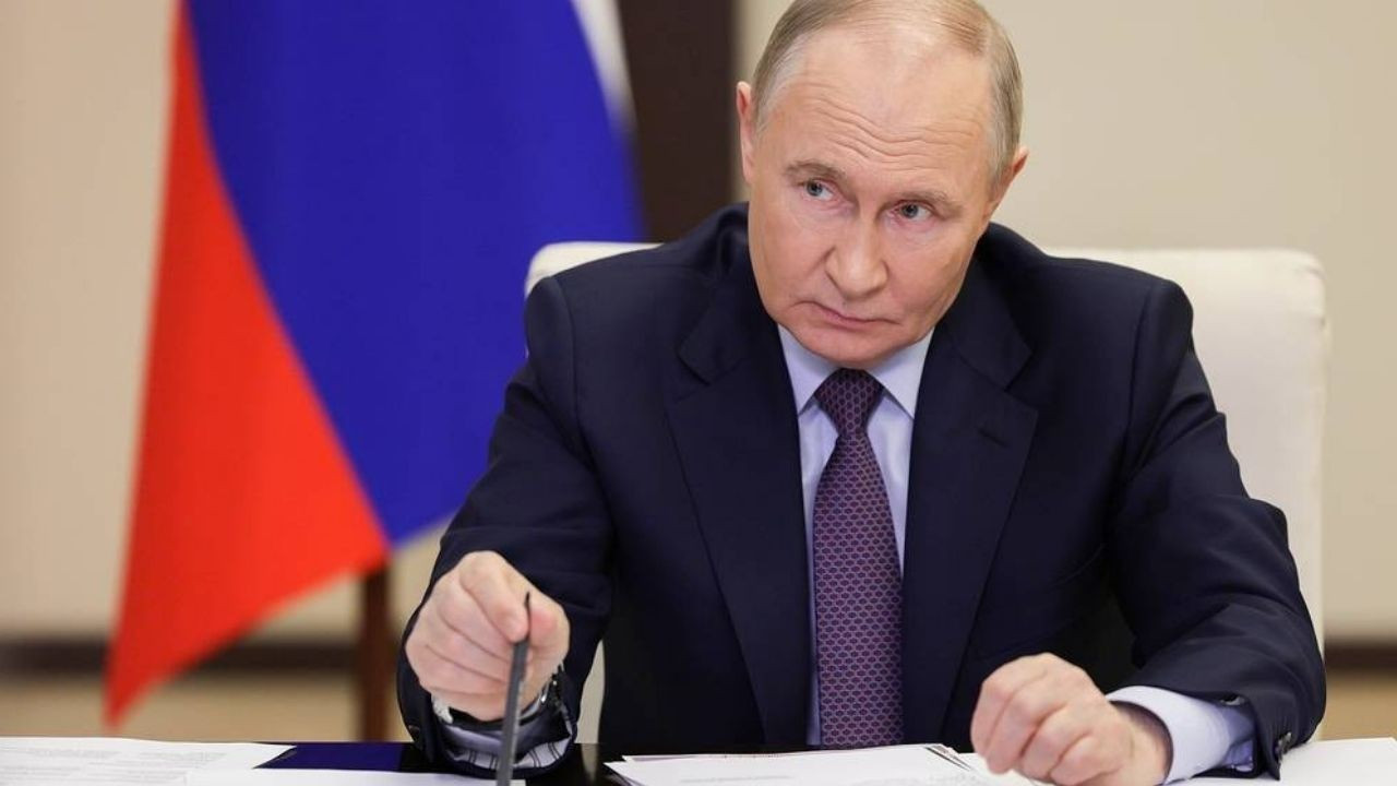 Putin: Rusya’nın Avrupa’ya saldırma niyeti olduğu iddiaları provokasyon Putin: Rusya’nın Avrupa’ya saldırma niyeti olduğu iddiaları provokasyon