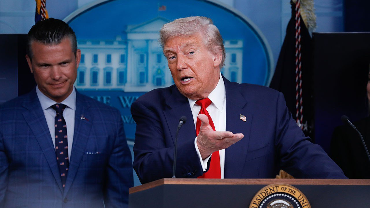 Trump mahkemenin iptal kararı hakkında acil toplantı yapacak: Gümrük vergileri kalkarsa felaket olur