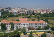 Zeytinburnu'nda hastane bahçesinde silahlı saldırı!