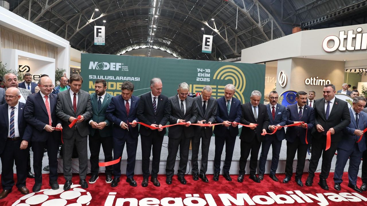 53. Uluslararası MODEF EXPO İnegöl Mobilya Fuarı Kapılarını Açtı