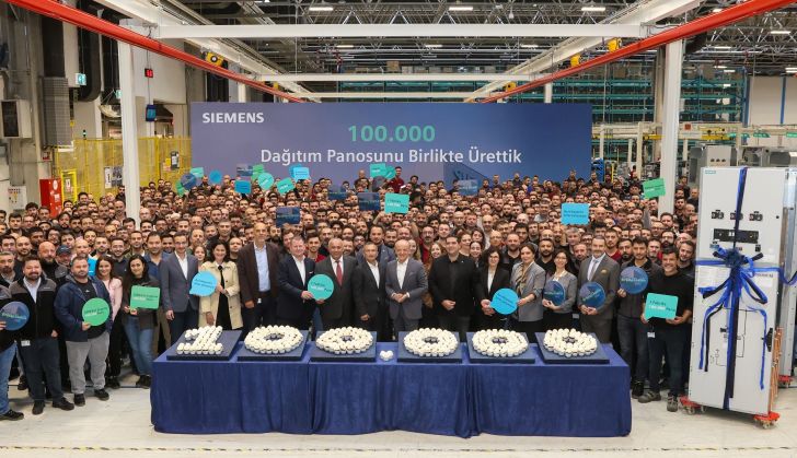 Siemens Entegre Üretim Tesisi, 100.000’inci orta gerilim dağıtım panosunu üretti