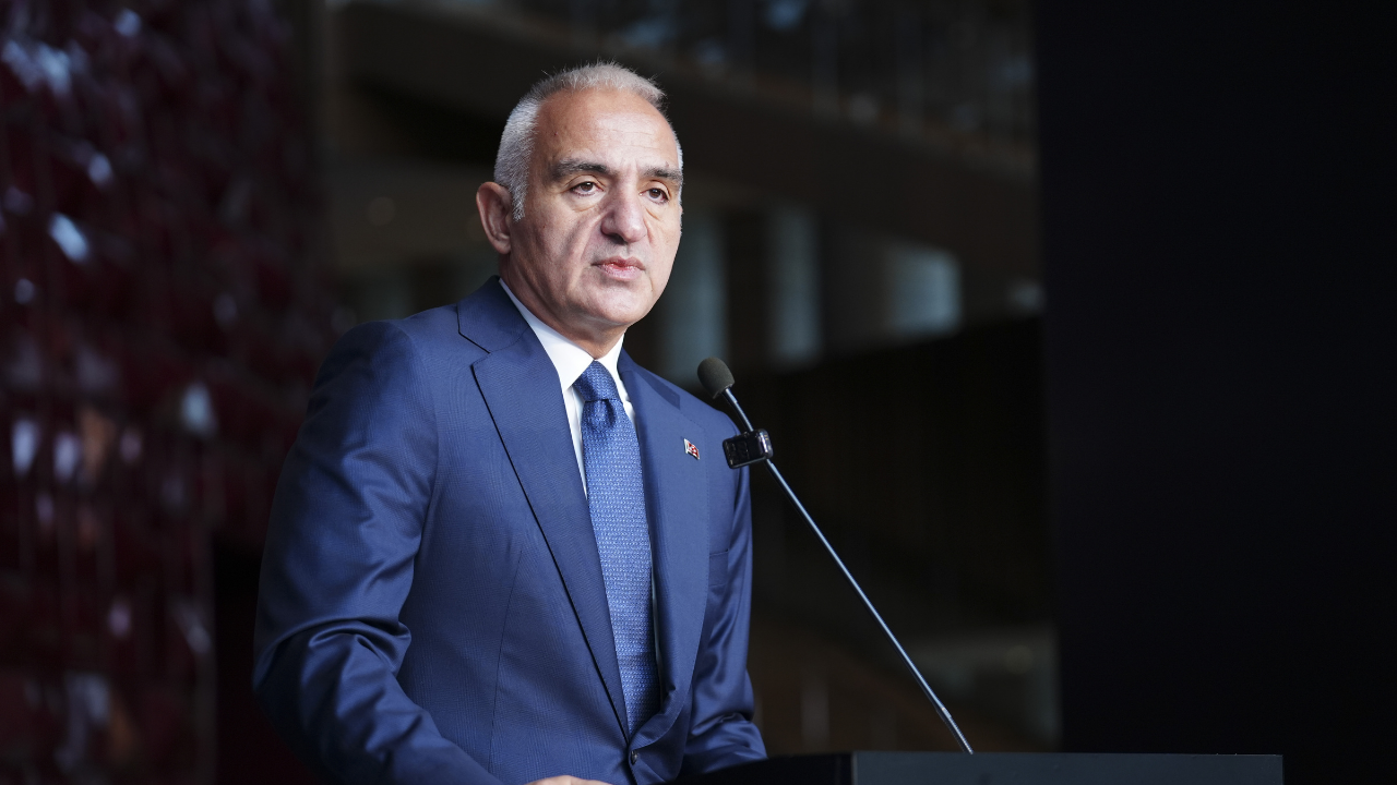 Türkiye 2024’te 62,3 milyon turisti ağırladı: Turizm geliri 61,1 milyar dolar