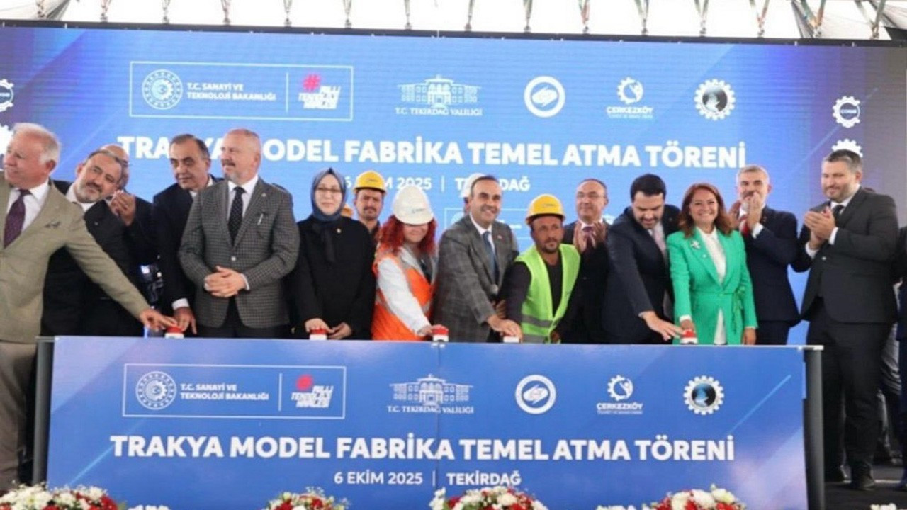 Bakan Kacır'dan Tekirdağ'a sanayi ve teknoloji çıkarması Bakan Kacır'dan Tekirdağ'a sanayi ve teknoloji çıkarması