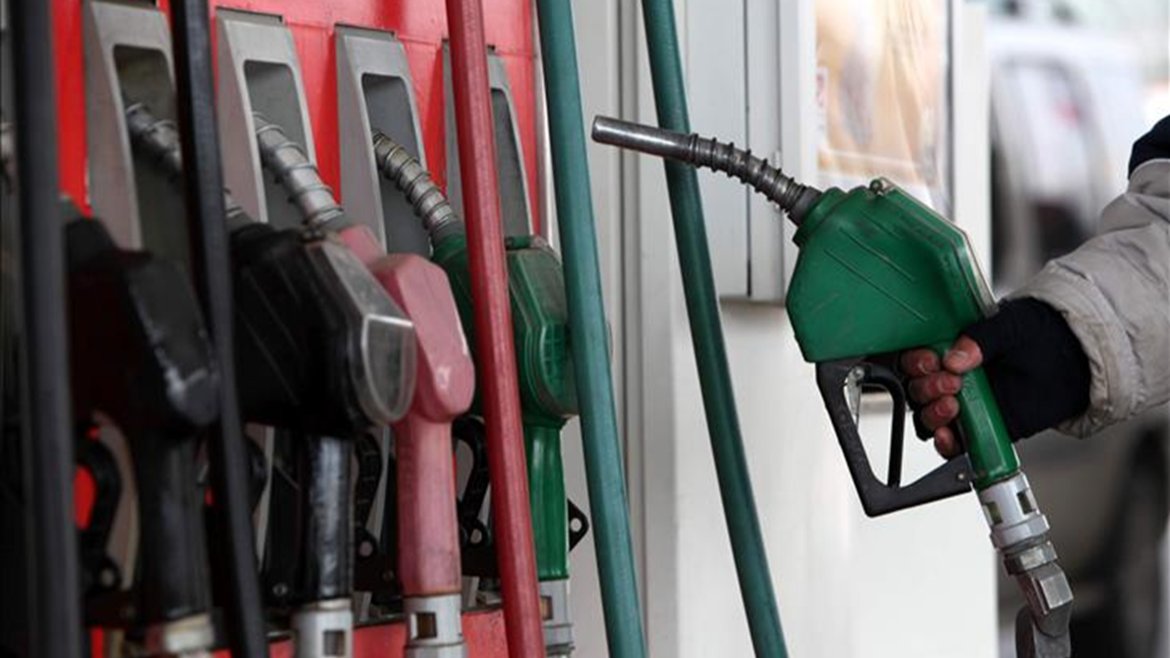 Akaryakıtta yön aşağı: Benzine 1 lira indirim geliyor