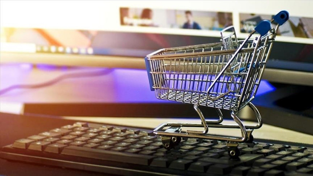 E-ticaret vergi kıskacında: Dijitalleşmeyen KOBİ’ler ve satıcılar ciddi yaptırımlarla karşı karşıya