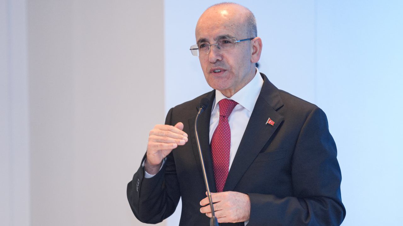 Bakan Şimşek: Kayıt dışı gelirlerin tespit edilmesine yönelik çalışmalarımız devam ediyor