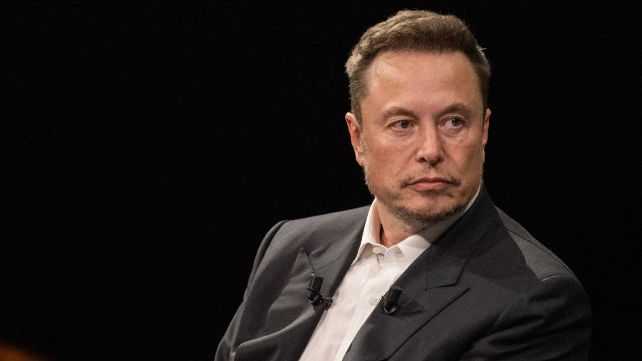 Tesla hissedarları ayakta: Elon Musk’ın 1 trilyon dolarlık maaş paketine ret çıkışı Tesla hissedarları ayakta: Elon Musk’ın 1 trilyon dolarlık maaş paketine ret çıkışı