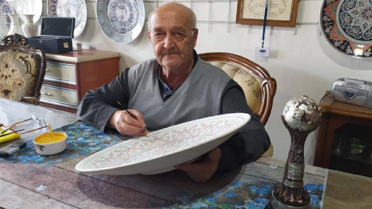 UNESCO ödüllü çini ustası Hamza Üstünkaya hayatını kaybetti