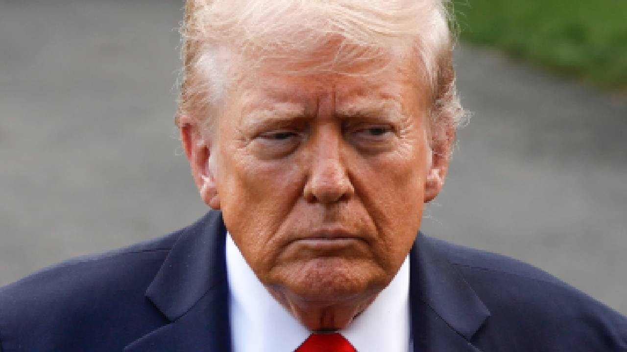 Trump’tan uyarı: Hükümet açılmazsa SNAP yardımları sona erecek Trump’tan uyarı: Hükümet açılmazsa SNAP yardımları sona erecek