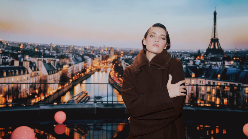 DeFacto ve Afra Saraçoğlu, yapay zeka ile gerçek duyguların peşine düştü DeFacto ve Afra Saraçoğlu, yapay zeka ile gerçek duyguların peşine düştü