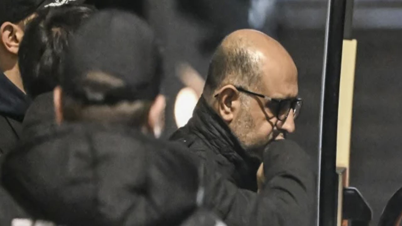 Başsavcılıktan Özgür Özel'in "Aziz İhsan Aktaş yurt dışına kaçtı" iddiasına yanıt Başsavcılıktan Özgür Özel'in "Aziz İhsan Aktaş yurt dışına kaçtı" iddiasına yanıt