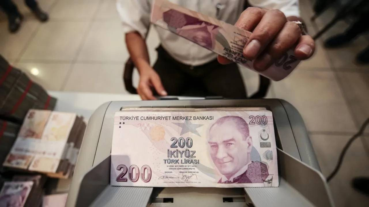 İşte banka banka mevduat faiz oranları ve 1 milyon TL'nin aylık getirisi İşte banka banka mevduat faiz oranları ve 1 milyon TL'nin aylık getirisi