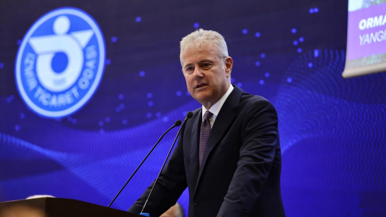 Mahmut Özgener: “Enflasyonla mücadele üretim kapasitesine zarar vermeden sürdürülmeli” Mahmut Özgener: “Enflasyonla mücadele üretim kapasitesine zarar vermeden sürdürülmeli”