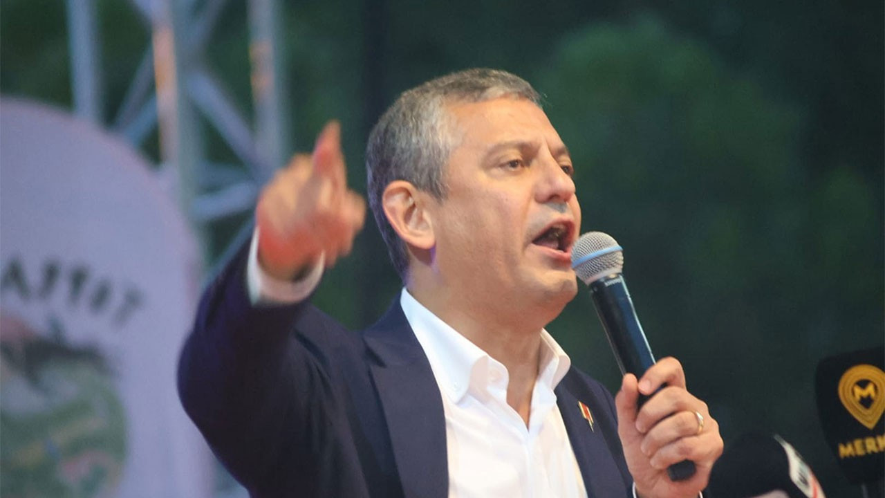 Özgür Özel, Çatalpınar’daki Yolsuzluk İddialarını Gündeme